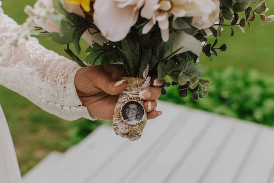 Memorial bouquet