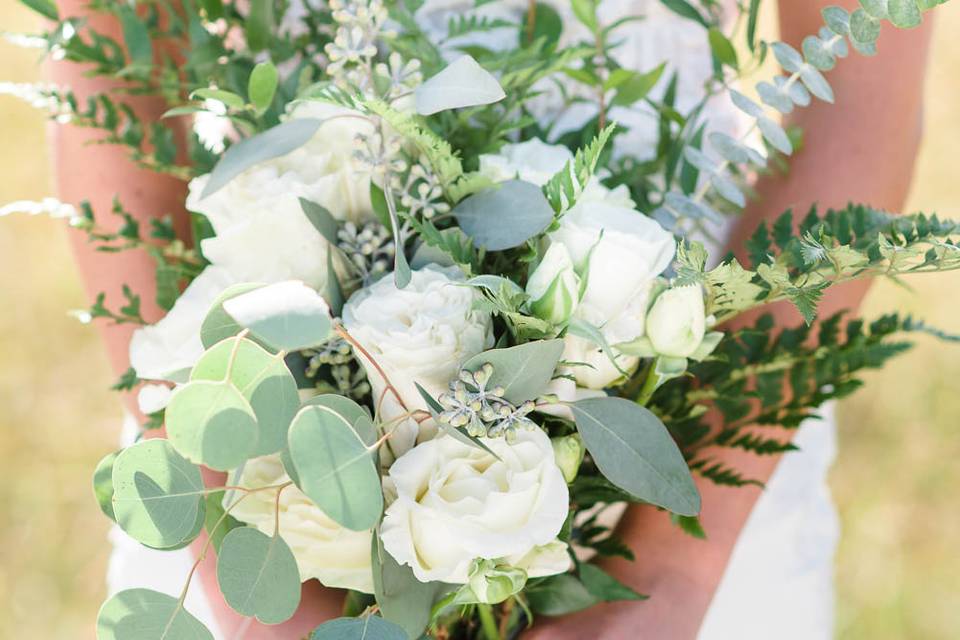 Holding the bouquet