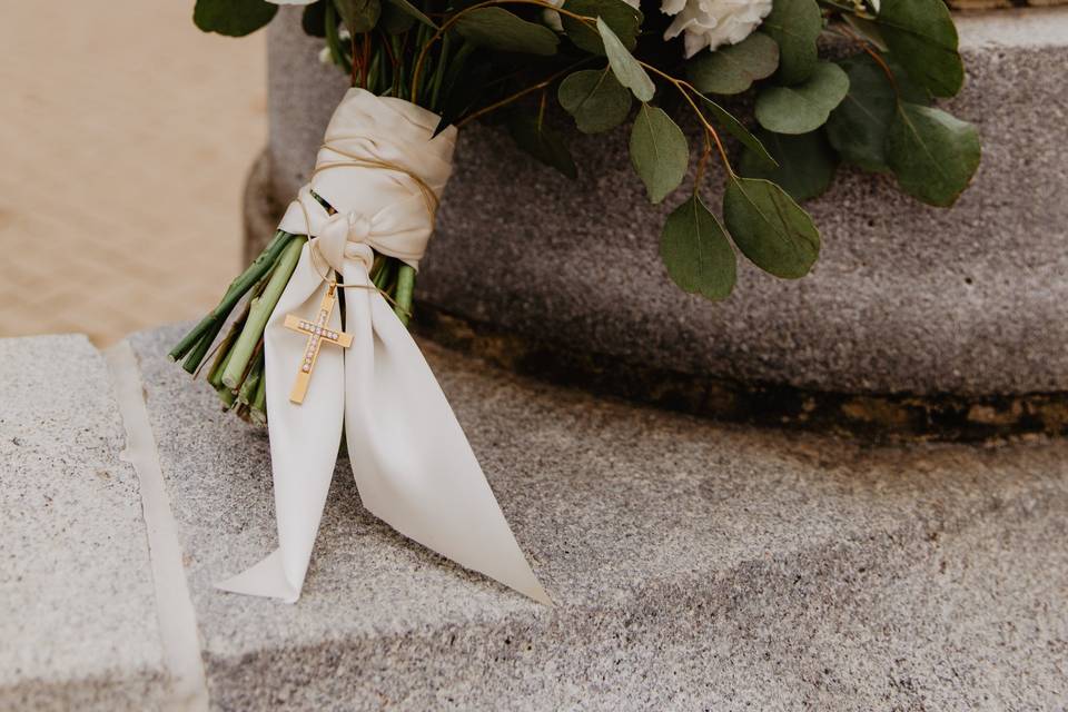 Lush bridal bouquet