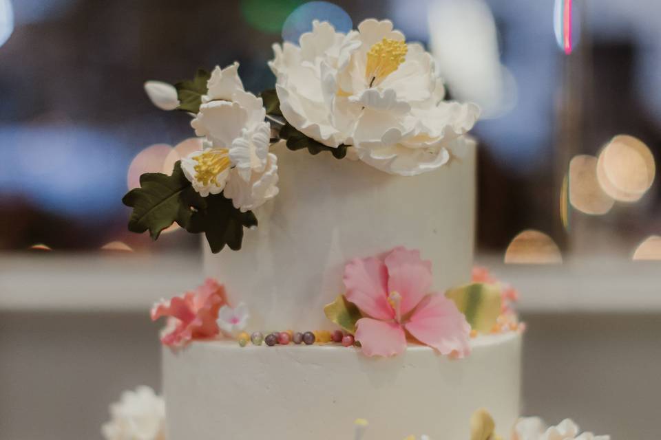 JW Wedding Cake