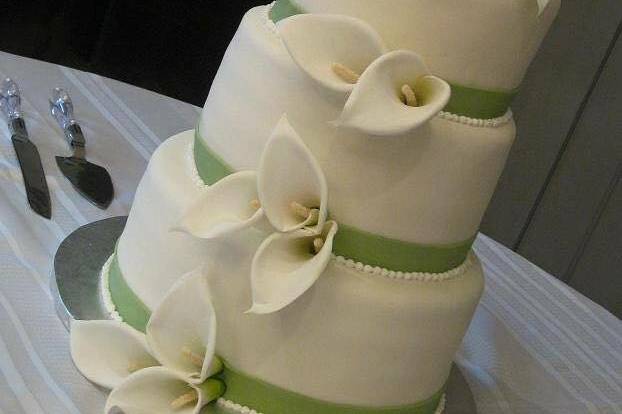 White and green cake