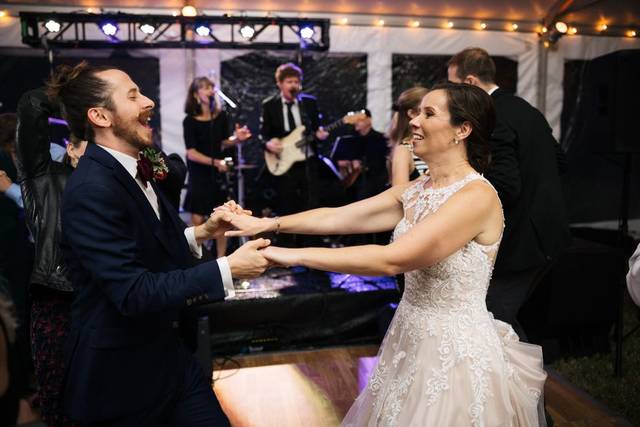 The 10 Best Wedding Bands in Philadelphia - WeddingWire