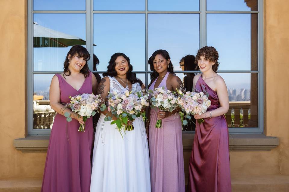 Bride & Bridesmaids