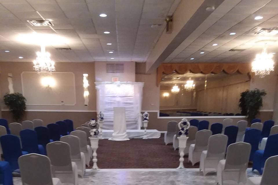 Dance floor ceremony set up