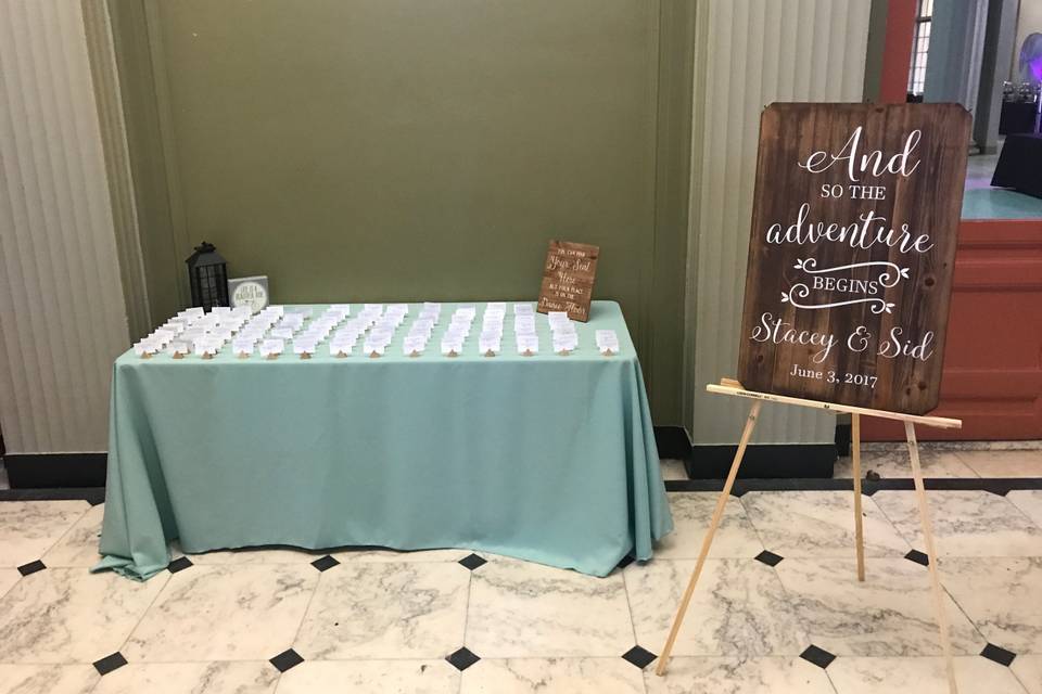 Place cards and welcome table