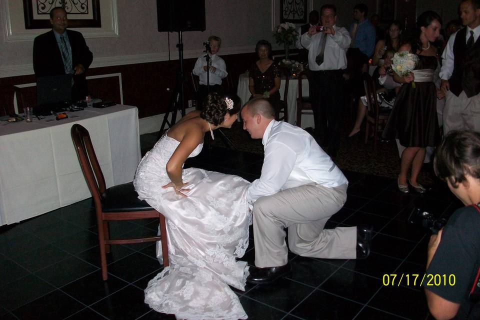 Garter toss