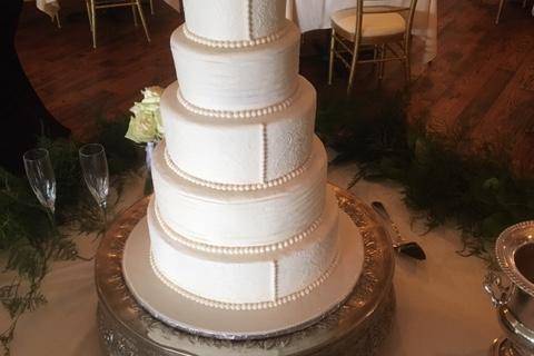 Wedding Cake on Stand