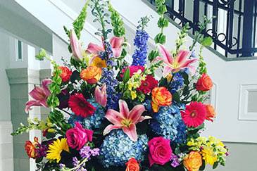 Pedestal Vibrant