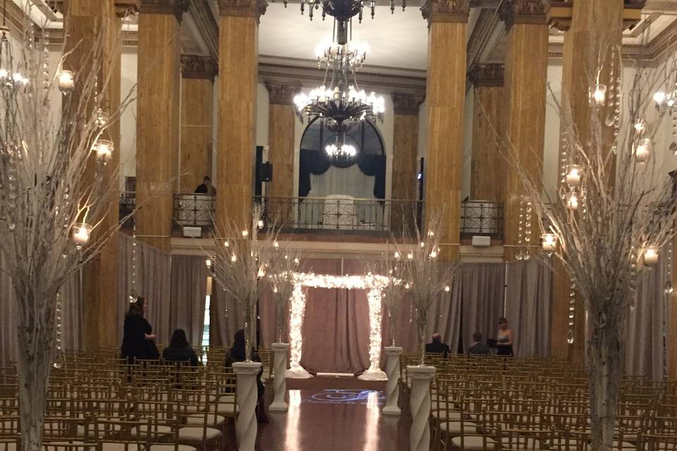 Indoor wedding setting