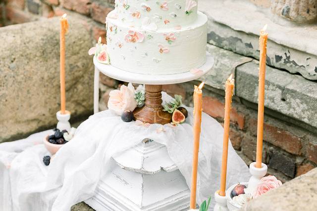 Buttercream floral cake