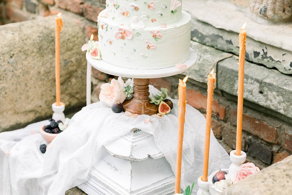 Buttercream floral cake