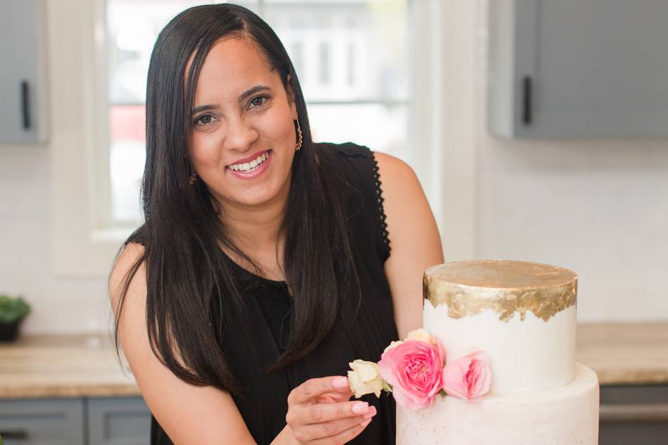 Specializes in custom cakes.
