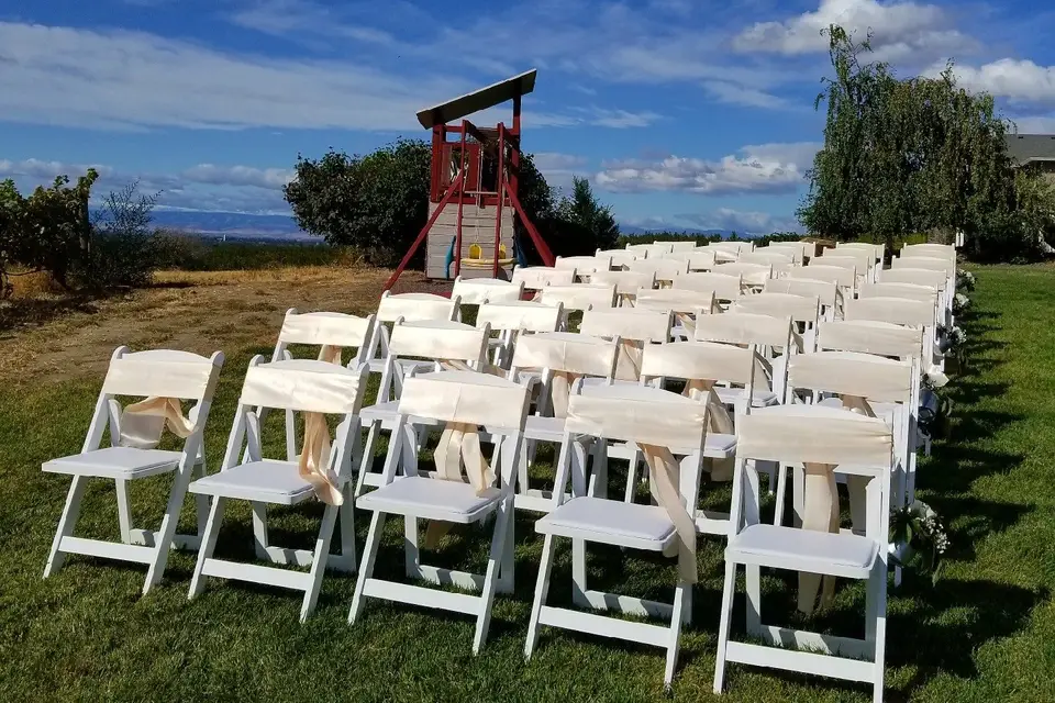 1 chair rental hot sale