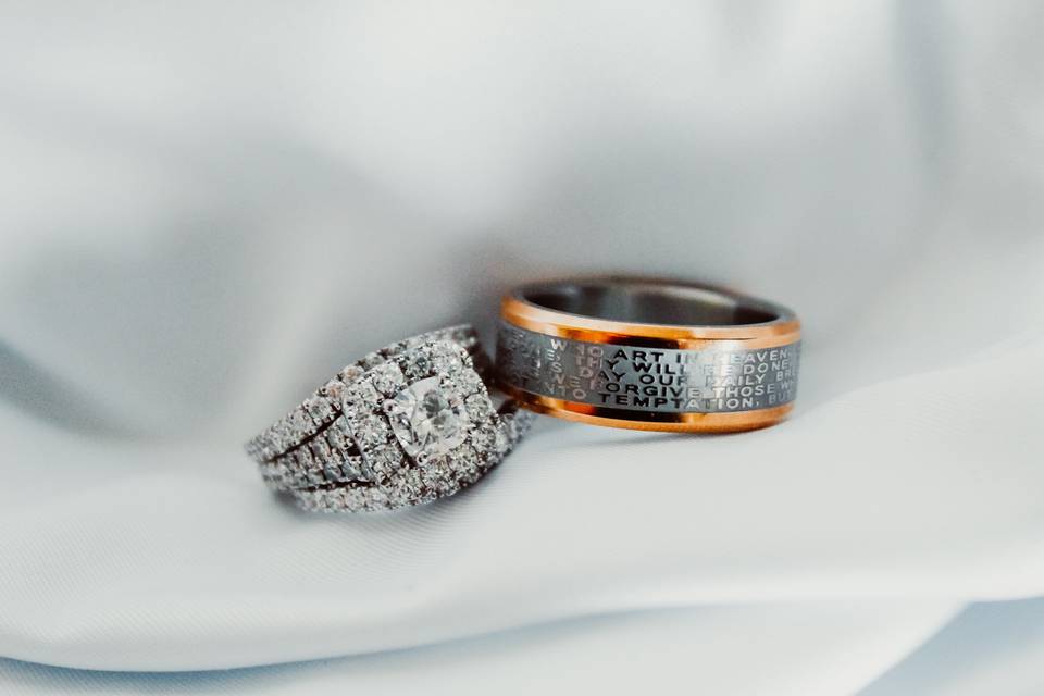 Mr and Mrs rings - Brittany Qualls-Molleda Photography
