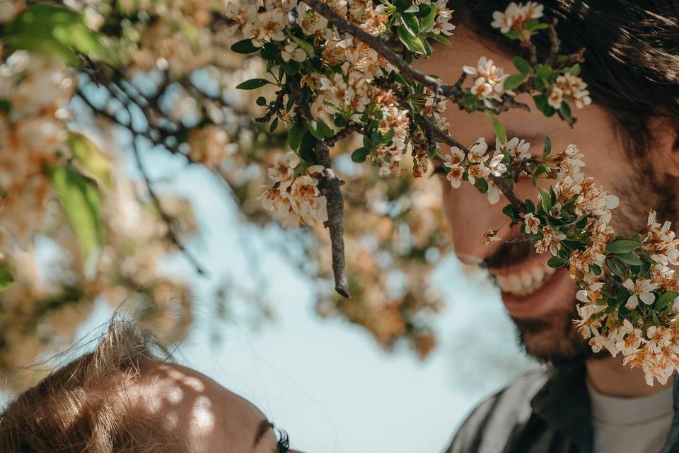 Engagement photo at lake in WI