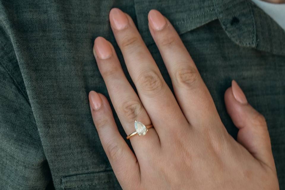 Engagement photo at lake in WI