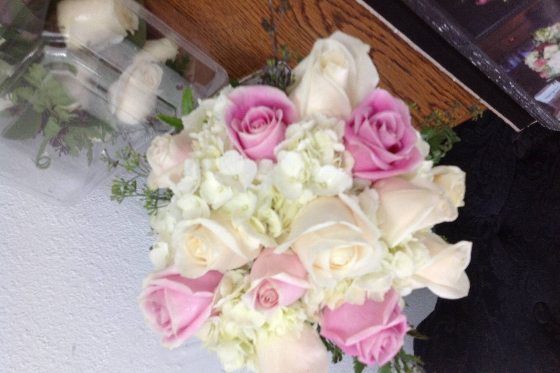 800rosebig Wholesale Wedding Florist Wedding Florists Newport Beach Ca Weddingwire