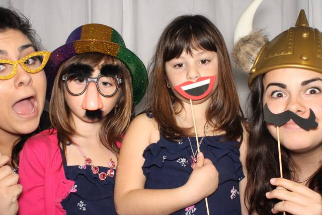 Captured Memories Fine Photography, Photo Booth & DJ Services