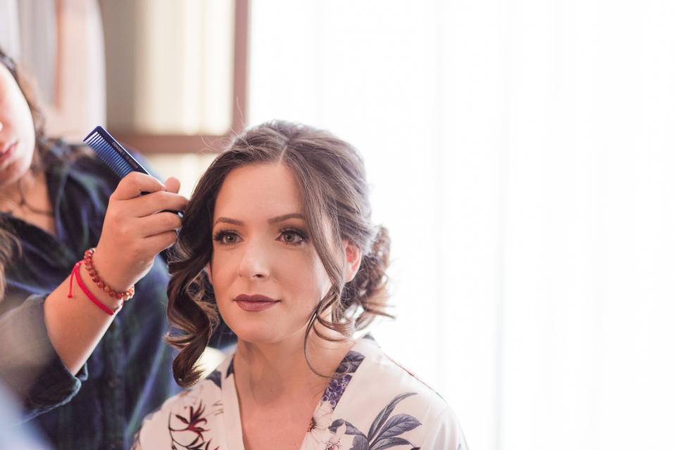 Styling curls