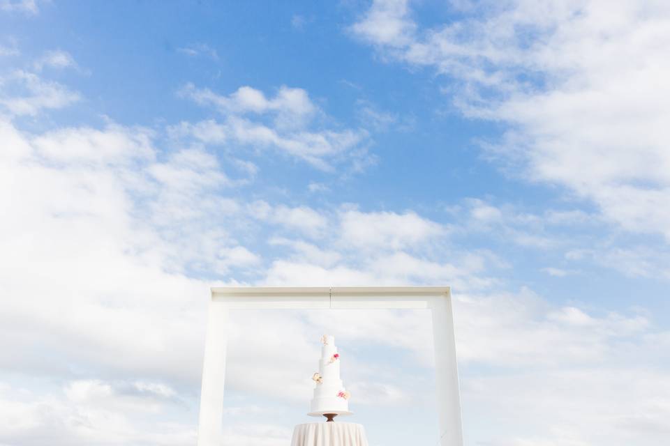 The tiered wedding cake