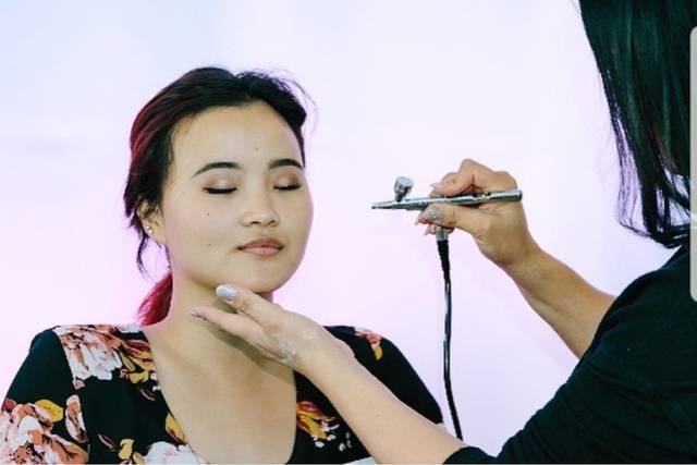 Airbrush foundation