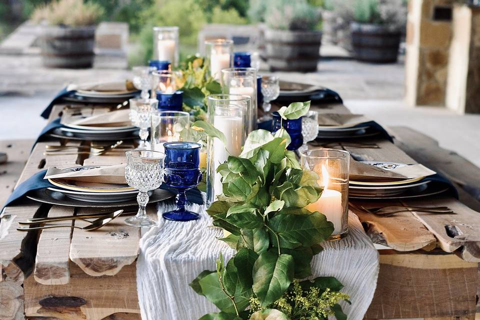 Harvest table setting