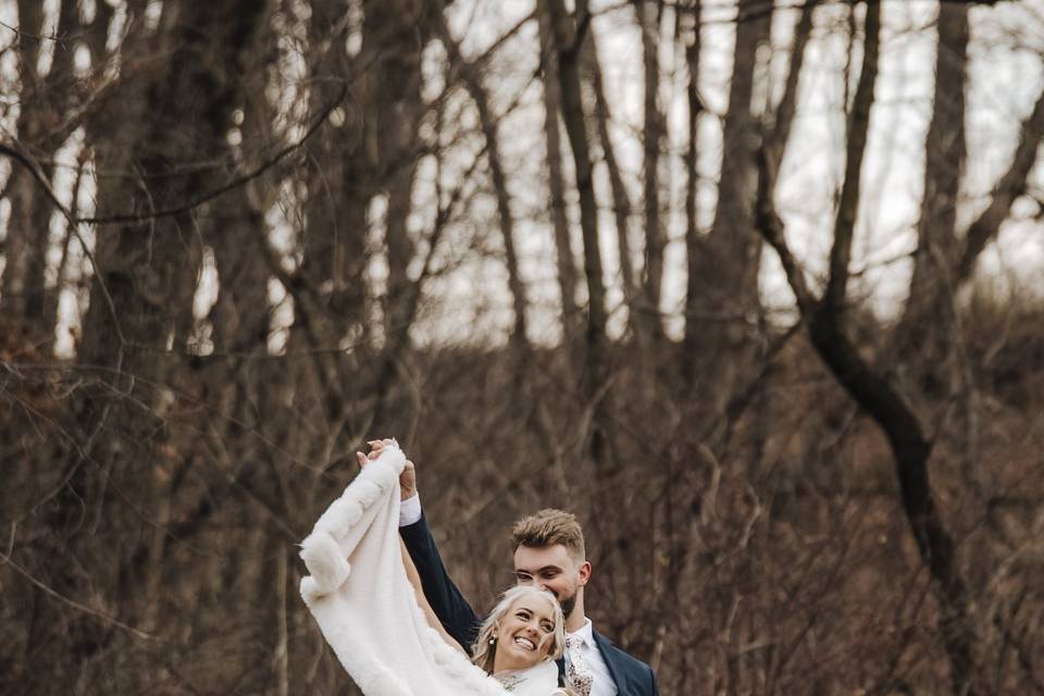 Bride and groom winter