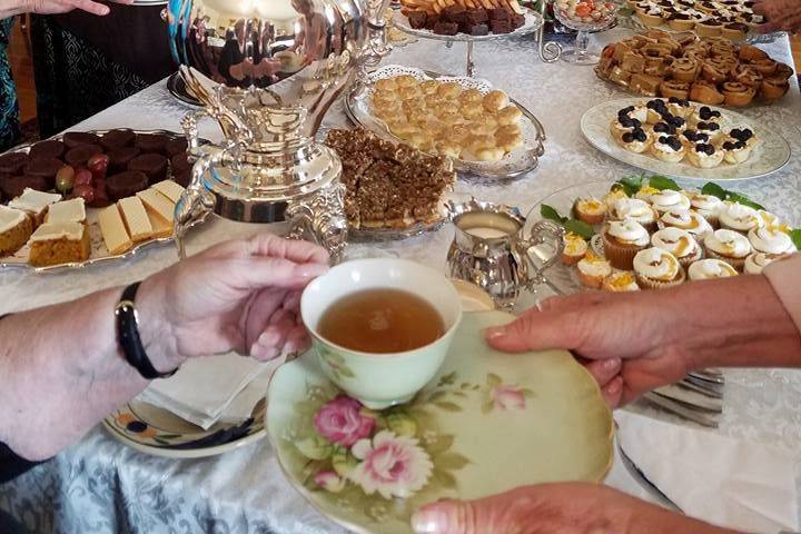 Dessert bar
