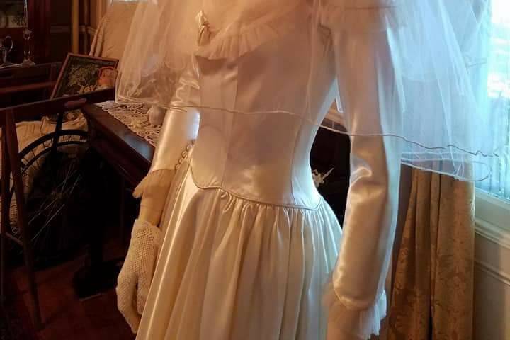 Bridal dress