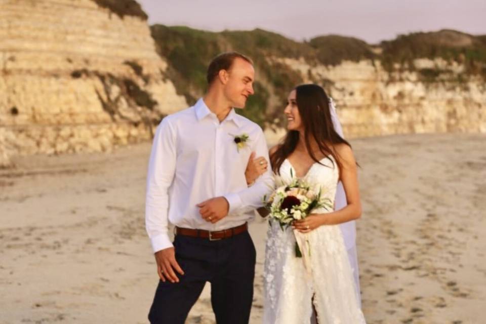Elopement at the beach.