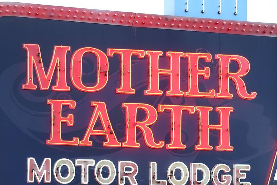 Mother Earth Lodge