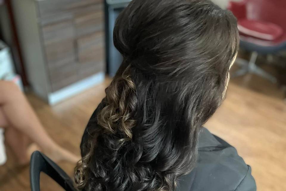 Cascading curls