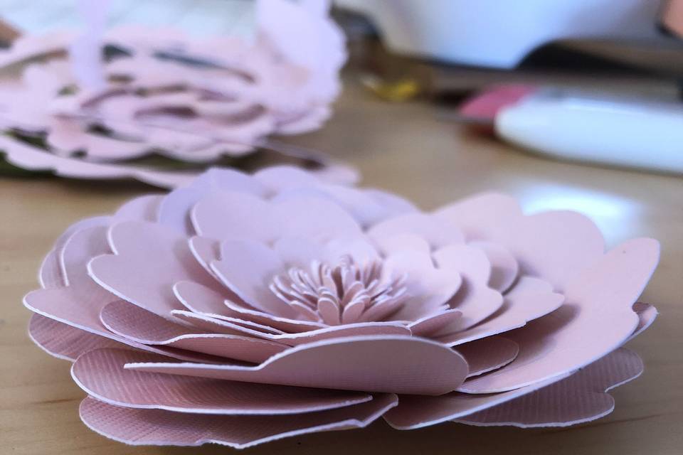 3 inch paper flower