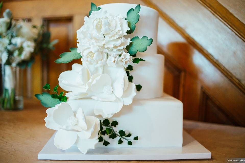 Sugar flower wedding cake