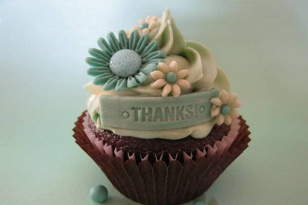 Cupcake wedding favors