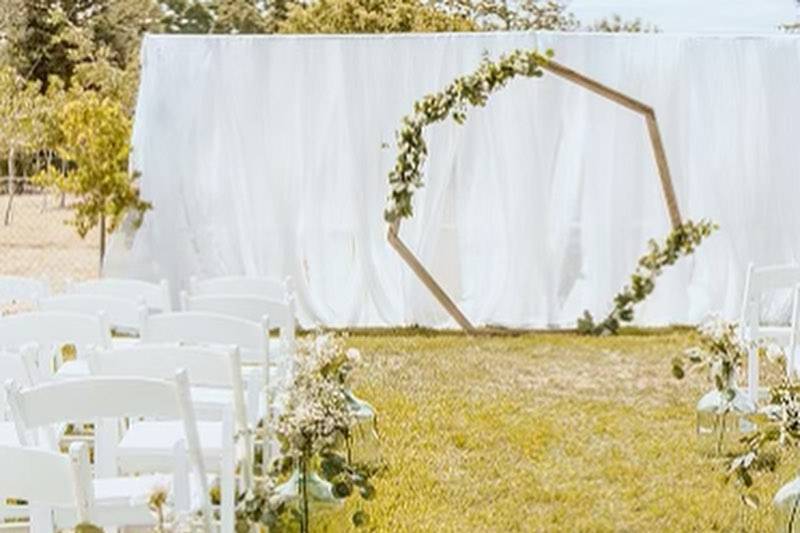 Backdrop and arch
