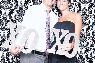 love{struck} | a photo lounge & Vintage Lawn Games