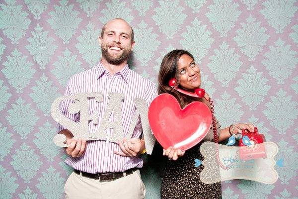 love{struck} | a photo lounge & Vintage Lawn Games