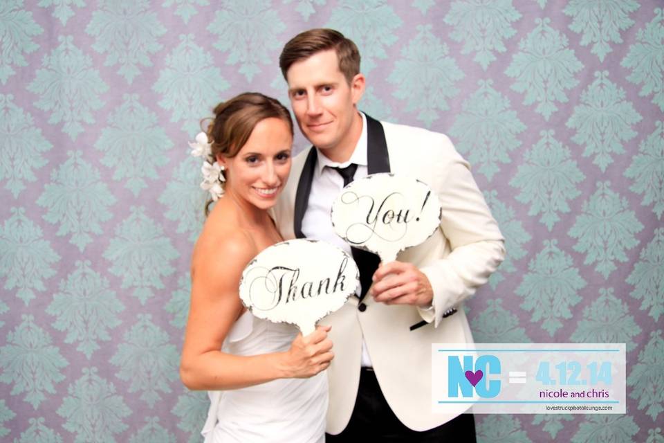 love{struck} | a photo lounge & Vintage Lawn Games