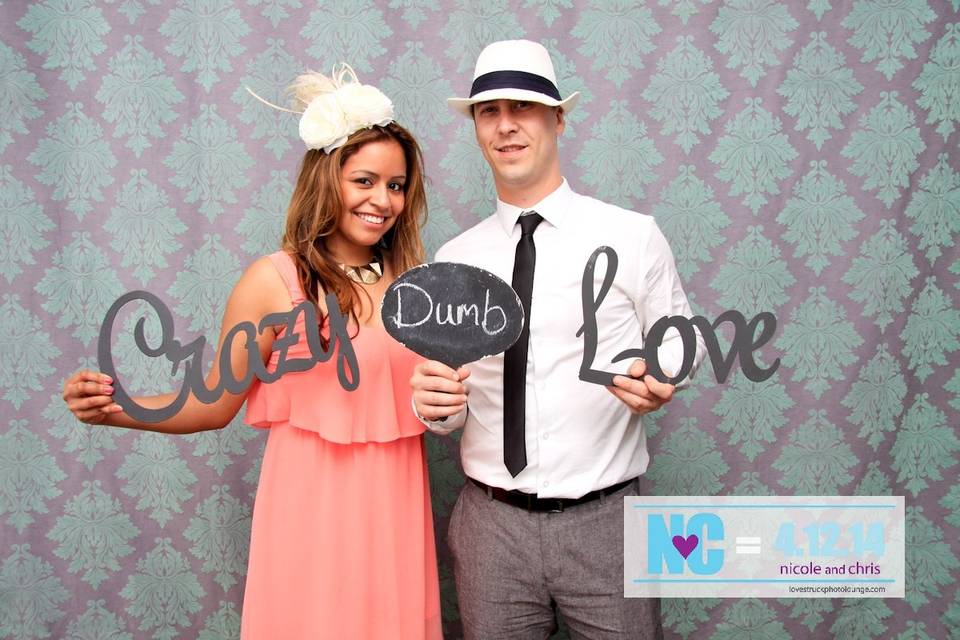 love{struck} | a photo lounge & Vintage Lawn Games