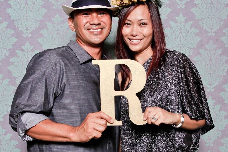 love{struck} | a photo lounge & Vintage Lawn Games