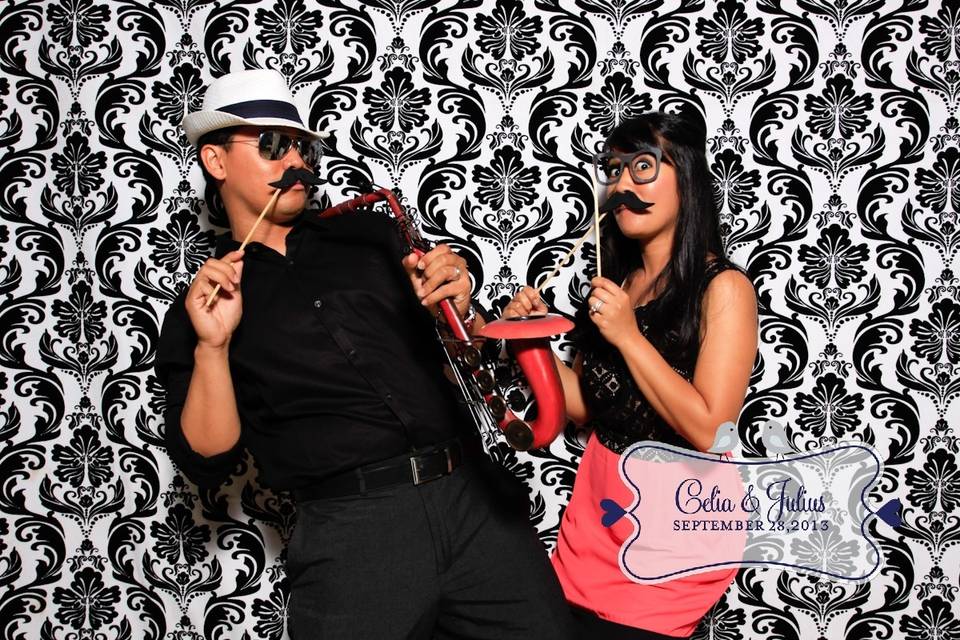 love{struck} | a photo lounge & Vintage Lawn Games
