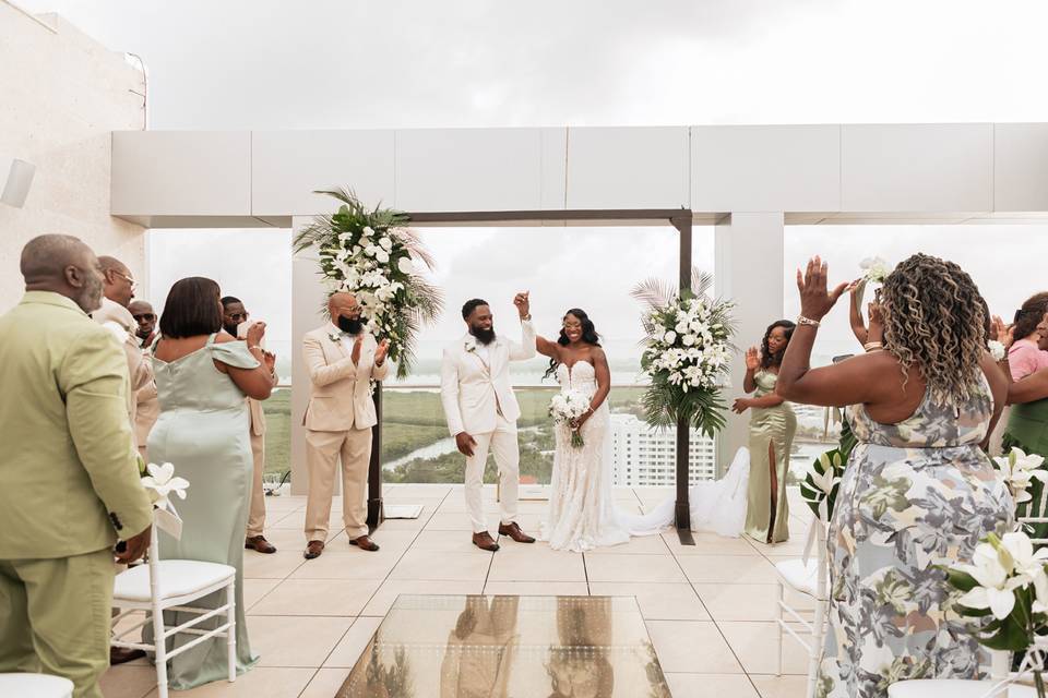 Ceremony Belvue Roof Top