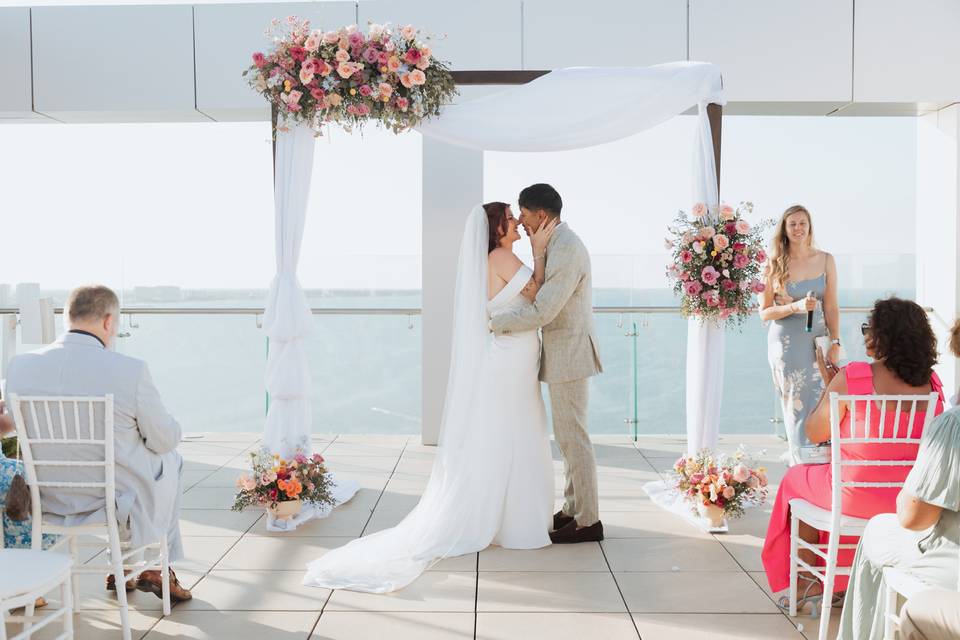 Ceremony Belvue Roof Top