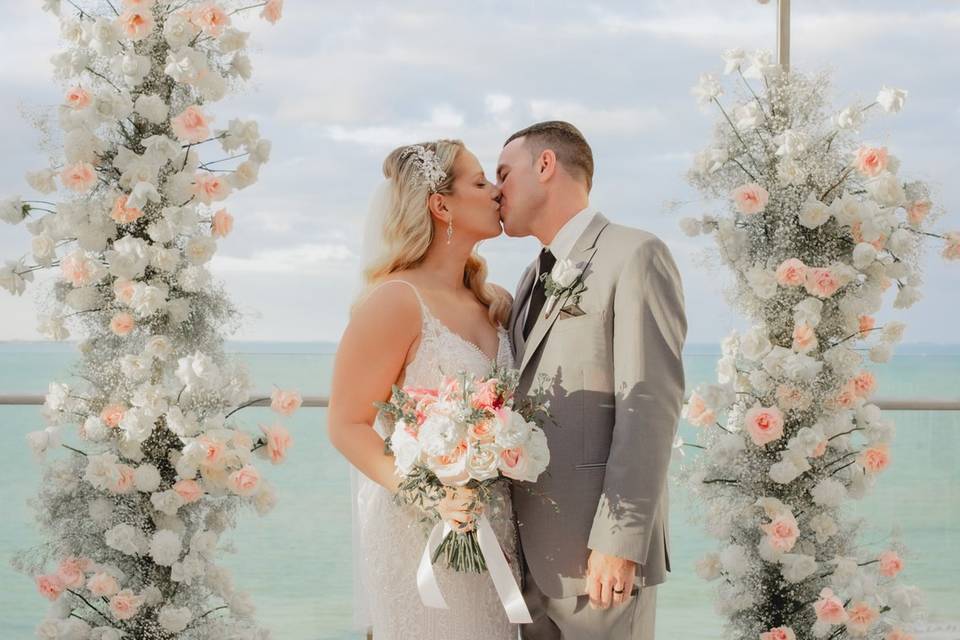 NewlyWeds