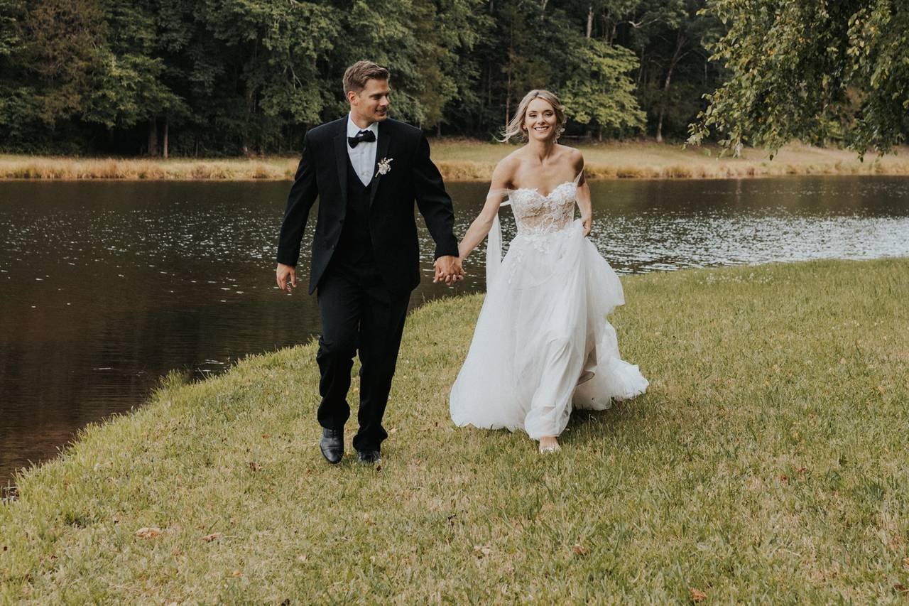Heyward Manor Barn & Farm Weddings Iva, SC WeddingWire