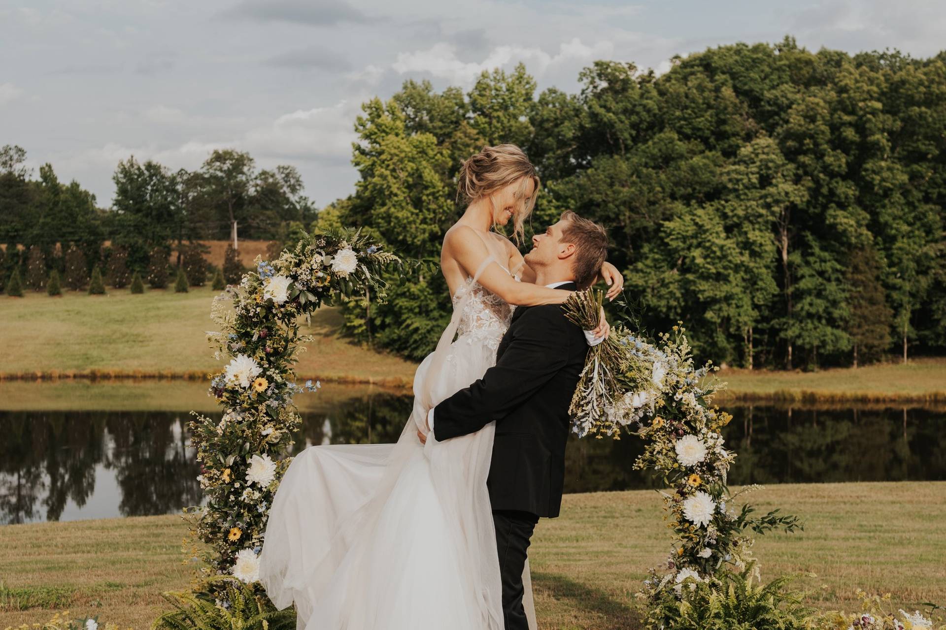 Heyward Manor Barn & Farm Weddings Iva, SC WeddingWire