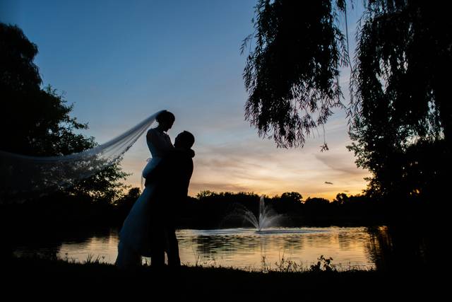 Sunset at the fountain