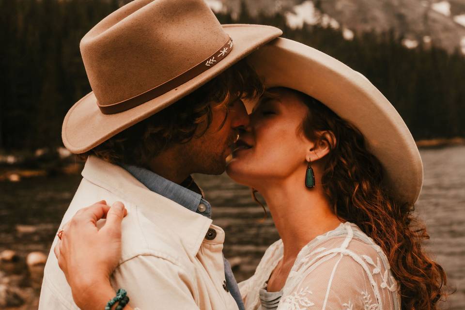 Western engagement session