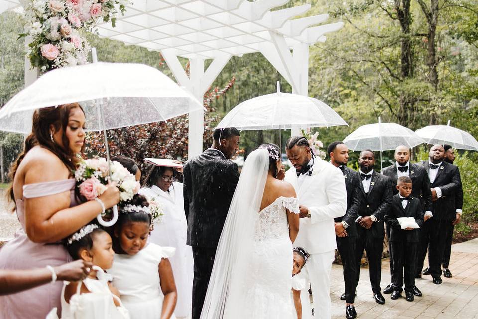 Ceremony during surprise rain